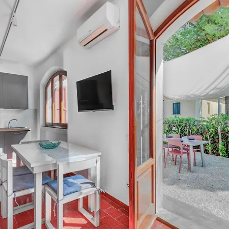 Elba Bellavista -- Casa Palmaiola -- Cavo